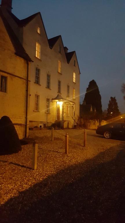 Grigshot Apartment Stroud  Eksteriør bilde